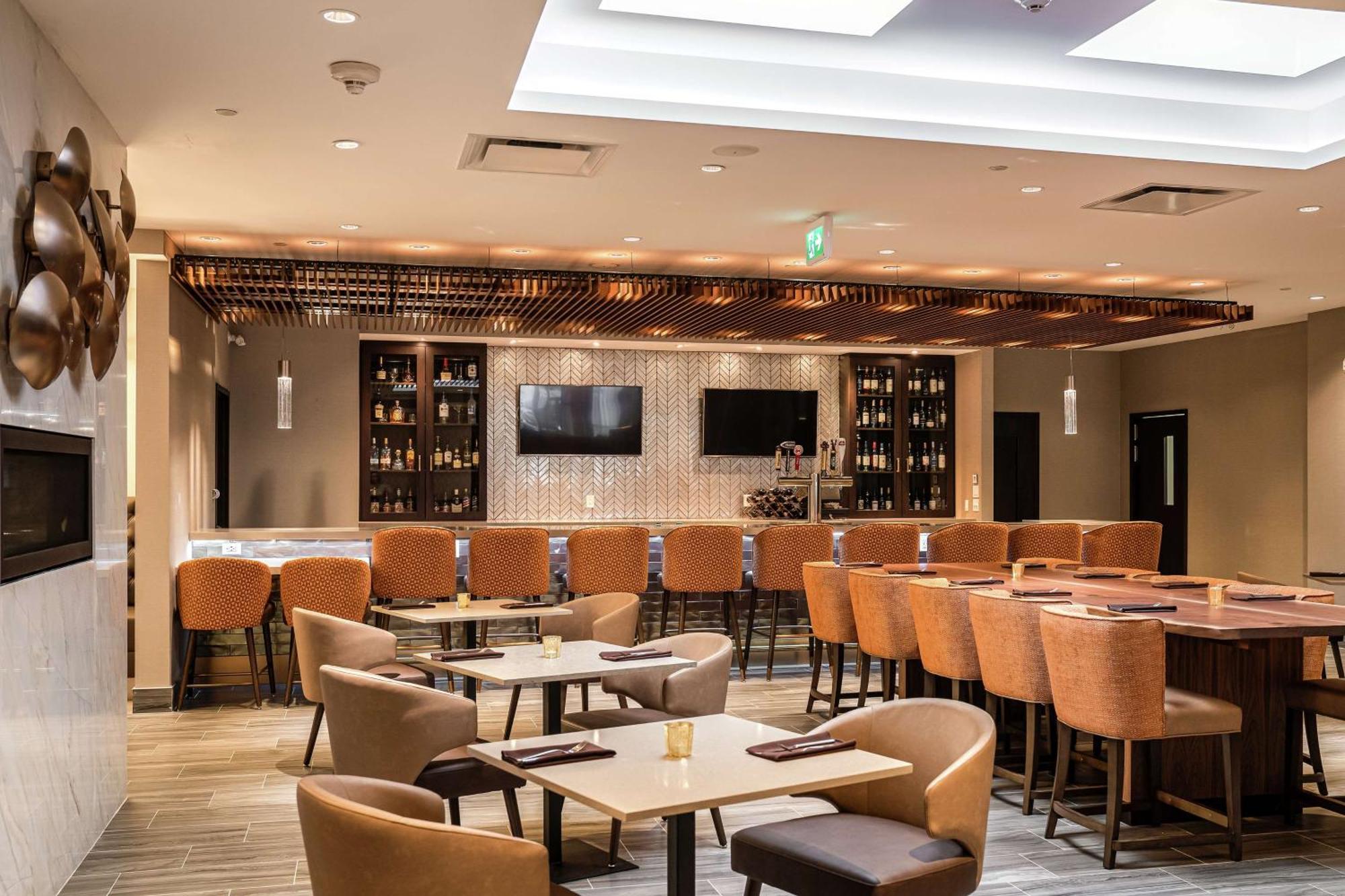 Hotel Doubletree By Hilton Kitchener Exteriér fotografie