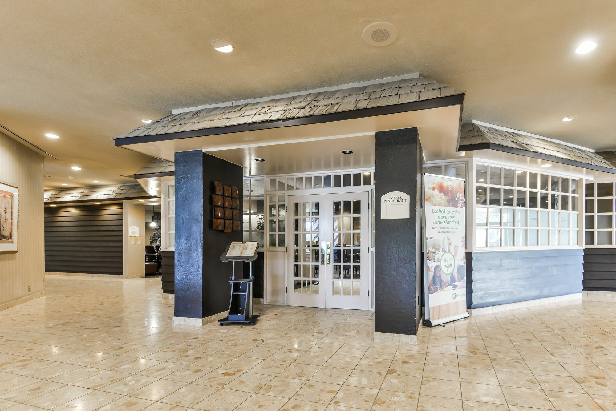 Hotel Doubletree By Hilton Kitchener Exteriér fotografie